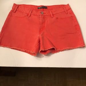 Levi’s maroon tag Jean shorts